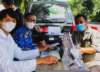 Jemput Bola, Pemkot Surabaya Siapkan Mobil Keliling Pelayanan Perizinan SKRK-IMB di Taman Bungkul