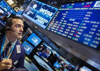 Trio Indeks Saham Wall Street Tumbuh Positif