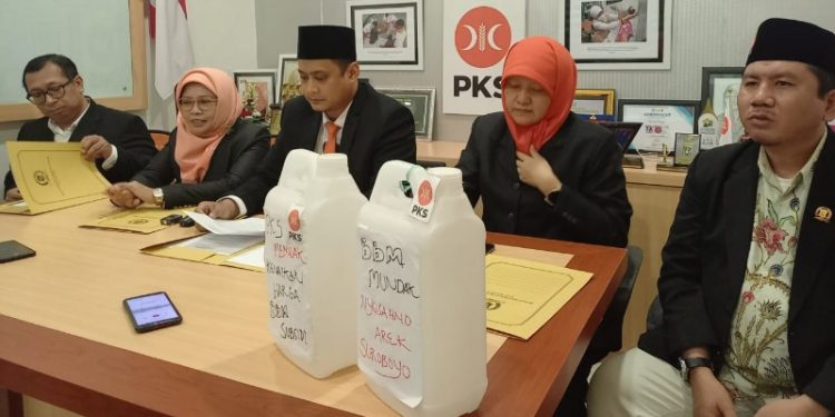 Fraksi PKS DPRD Kota Surabaya menyampaikan 4 sikap terkait Kenaikan BBM