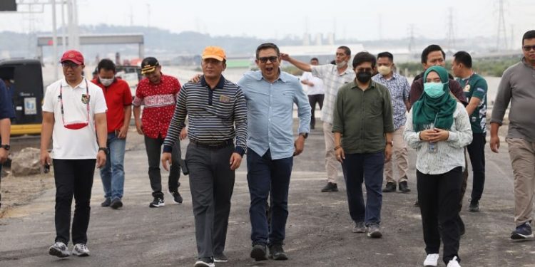 Ketua PSSI Meninjau Stadion Gelora Bung Tomo, Memastikan Kesiapan Stadion GBT Menyambut Perhelatan Kualifikasi Piala AFC U-20