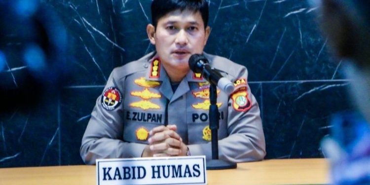 Polda Metro Jaya Mengerahkan 6.142 Personel Menjaga Aksi Demonstrasi