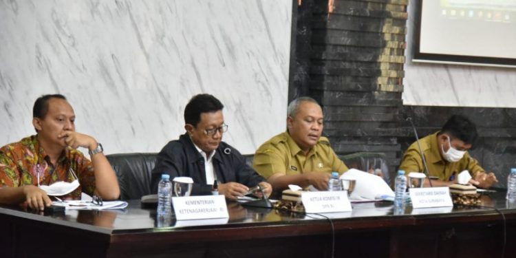 Pemkot Surabaya Menerima Kunjungan Kerja dari Anggota Komisi IX DPR RI di Ruang Majapahit