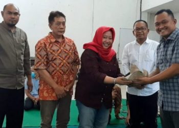 Harapan Wali Kota Eri Cahyadi kepada Direksi Baru PD Pasar Surya: Perbaiki Kinerja!