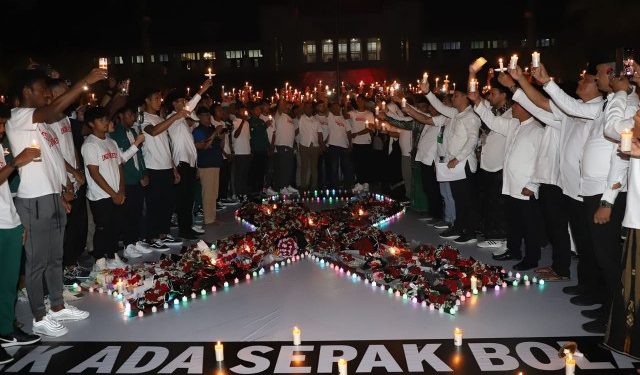 Doa Bersama  Tanda Kemanusiaan atas Tragedi yang Terjadi di Stadion Kanjuruhan