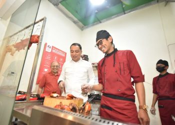 Wali Kota Surabaya Melaunching Outlet Usaha Mikro Kecil dan Menengah