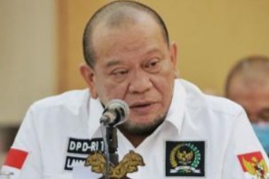 Ketua DPD RI Minta Pemerintah Tertibkan Usaha Ilegal Turis Mancanegara di Bali