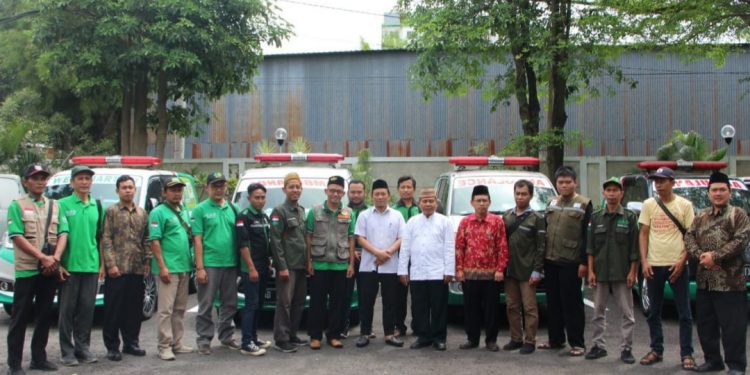 Kerja untuk Kemanusiaan, PWNU DIY Apresiasi Sopir Ambulan