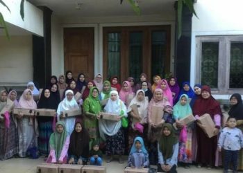 RUMAHKU ADALAH SURGAKU 