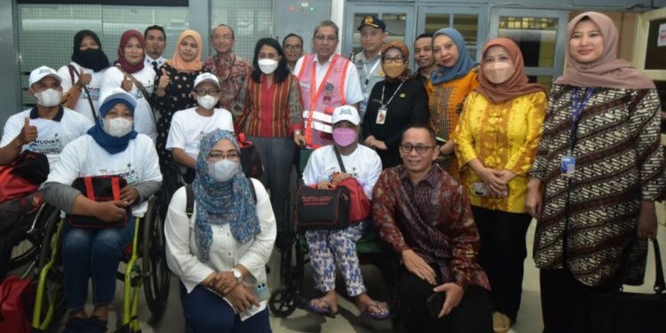 Menteri PPPA Meninjau Fasilitas Tempat Bermain Anak Yang DiPeruntukkan Khusus Bagi Anak dan Orang Tua