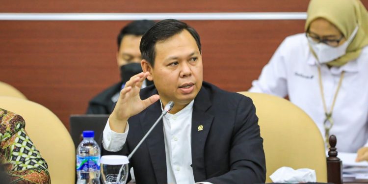 Sultan Minta Kualitas Pelayanan Publik Ditingkatkan Pasca Penetapan Efisiensi Hari kerja ASN