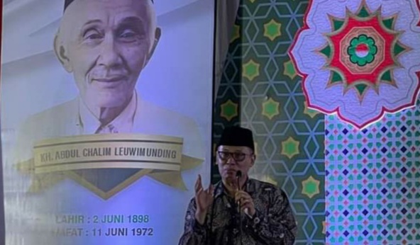 PERJUANGAN MENGANTAR KH ABDUL CHALIM LEUWIMUNDING ( ALM ) SEBAGAI PAHLAWAN NASIONAL.