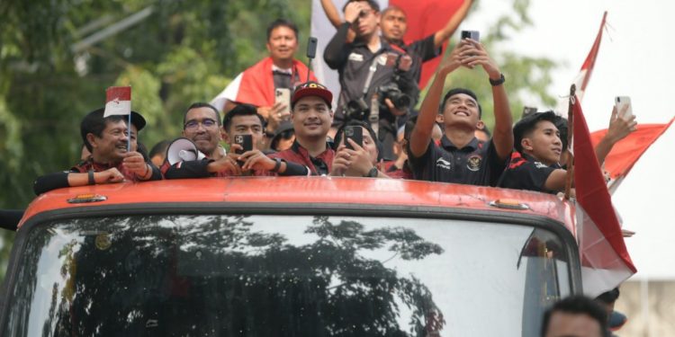 Menpora Secara Resmi Melepas,  Kira8 7uara Kontingen SEA Games 2023