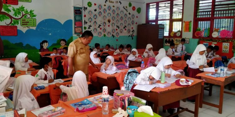 SDN lawangan Daya 2 Menerapkan Program Pendidikan Cerdas Berprestasi dan berkarakter Mulya