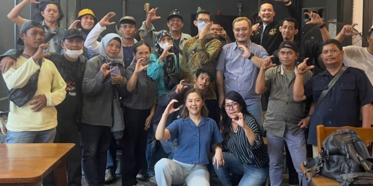 Tim Choky Sitohang Ngobrol Bareng Puluhan Wartawan Kota Depok
