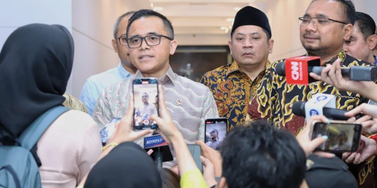 Penataan Tenaga non-ASN Akan Menempatkan Prioritas Pada Pelayanan Dasar Terkait Guru dan Tenaga Kesehatan.