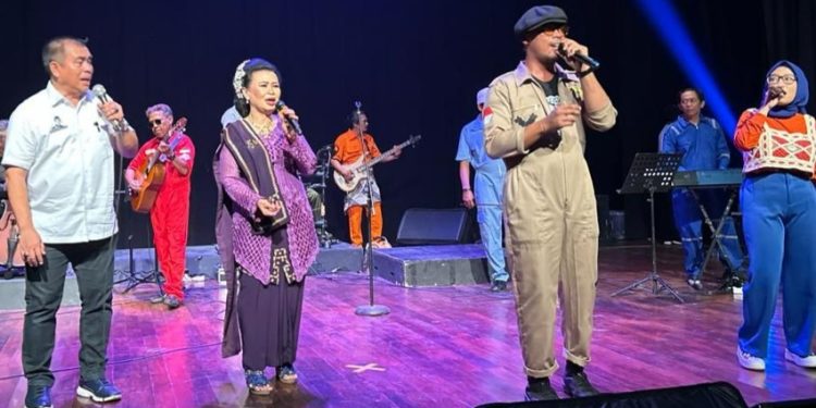 Bustami Membersamai Konser 3 Babak Keroncong 5G