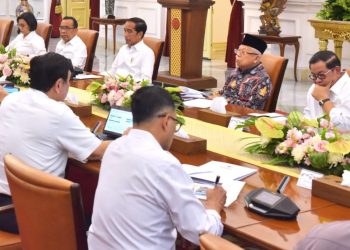 Presiden Jokowi Memimpin Ratas Mengenai Upaya Peningkatan Kualitas Udara di Jabodetabek