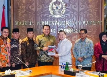 PJPN 2025-2045 Merupakan Visi, Misi, Arah Pembangunan Sekaligus Pedoman Mencapai Visi Indonesia Emas 2045&nbsp;