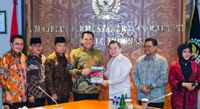 PJPN 2025-2045 Merupakan Visi, Misi, Arah Pembangunan Sekaligus Pedoman Mencapai Visi Indonesia Emas 2045&nbsp;