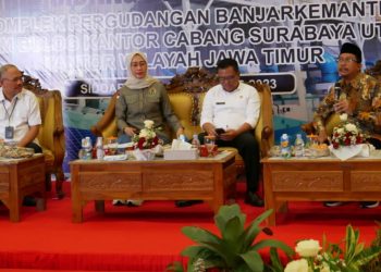 Tinjau Gudang Bulog Bersama Komisi IV DPR RI, Gus Muhdlor: Stabilkan Harga Beras, Jaga Titik Equilibrium Jadi Solusi