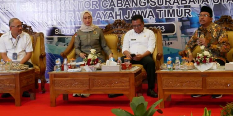 Tinjau Gudang Bulog Bersama Komisi IV DPR RI, Gus Muhdlor: Stabilkan Harga Beras, Jaga Titik Equilibrium Jadi Solusi