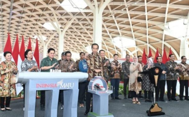 Presiden Mengatakan Bahwa KCJB Merupakan Bentuk Komitmen Pemerintah Indonesia Dalam Modernisasi Transportasi Massal di Tanah Air