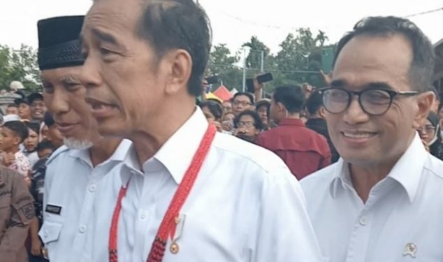 Resmikan Bandara Mentawai, Presiden Jokowi Berharap Efek Berganda Dongkrak PariwisataPemerintahan