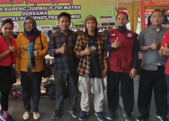 Gandeng Komunitas Penyehatan Tradisional, Jurnalis Tri Matra Mengadakan Baksos Pengobatan