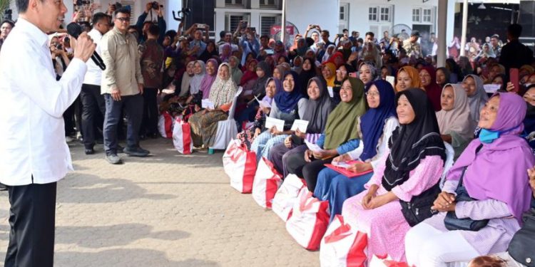 Presiden Menyalurkan BLT El Nino, Untuk Membantu Daya Beli Masyarakat
