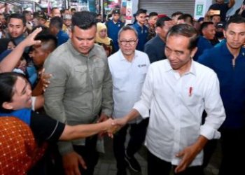 Presiden Jokowi Mengunjungi Pasar Rogojampi, Mengecek Harga Sejumah Kebutuhan Pokok