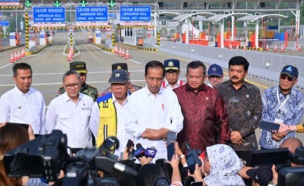 Presiden Jokowi Tegaskan Kenaikan Gaji ASN, TNI, Polri Diputuskan atas Pertimbangan Kondisi Perekonomian Negara