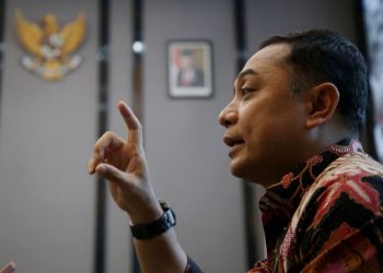 TAK BOLEH DOBEL TERIMA BANTUAN, WALI KOTA ERI JELASKAN SOAL PELAKSANAAN PEMBERIAN BANTUAN