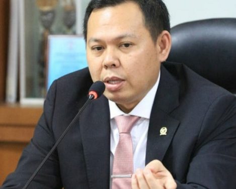 Wakil Ketua DPD RI Sultan Desak Pemerintah Percepat Pemulihan Akses Transportasi di Sumbar