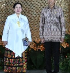 Jokowi Sambut Puan Maharani di Welcoming Dinner Forum Air Dunia ke-10 di Bali