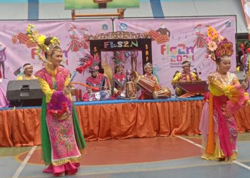 Muhammad Zinsky Raenavan Tampil Memukau di Pentas Seni SMPN 216 Jakpus