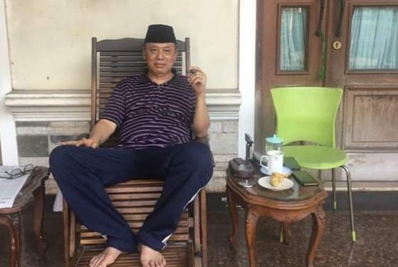 Judul: Mantan Wakil Kepala BIN KH. As’ad Said Ali: Menunggu Godot dalam Kehidupan