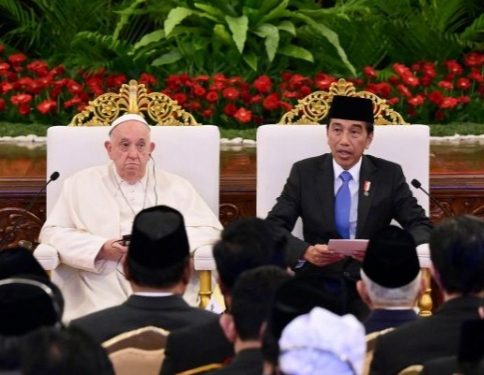 Presiden Jokowi dan Paus Fransiskus Serukan Toleransi dan Perdamaian dalam Kunjungan Bersejarah di Indonesia