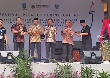 Irbanko Terus Bergerak Tanamkan Nilai Anti Korupsi Melalui Festival Pelajar Berintegrasi Bagi Siswa .
