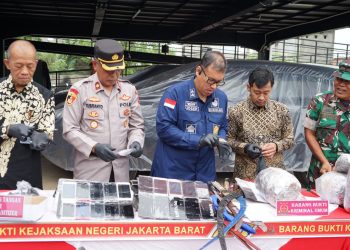 Kejari Jakarta Barat Musnahkan Barang Bukti Narkotika dan Terorisme