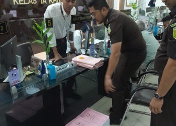 Kejagung Limpahkan Berkas Perkara Suap dan Gratifikasi Terkait Ronald Tannur ke PN Tipikor Jakarta Pusat