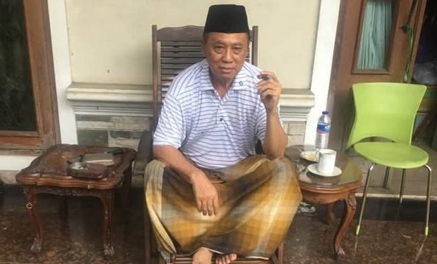 Menikmati Keindahan Pagi dari Halaman Rumah: Pesan KH As’ad Said Ali