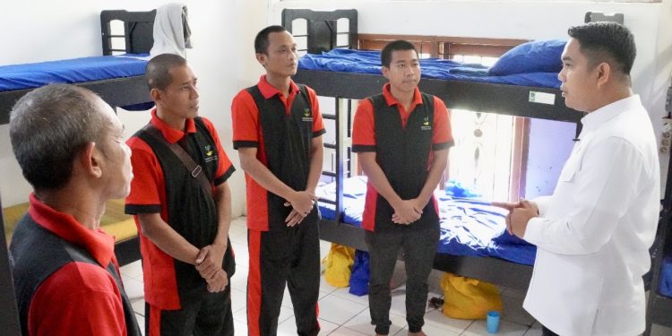 Tinjau Shelter BP3MI Jakarta, Wamen Dzulfikar Dorong Pencegahan Dini Pekerja Migran Nonprosedural