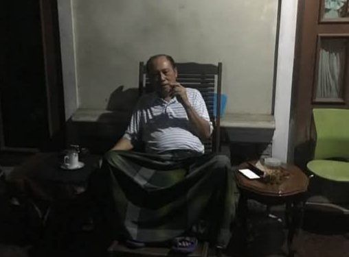 KH As’ad Said Ali Nikmati Buka Puasa Akhir Ramadhan dengan Cerutu Cohiba dan Kopi Buatan Istri