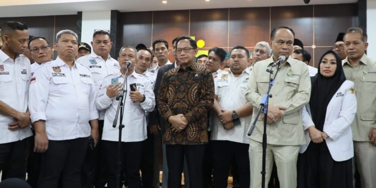 Dukung Pembentukan Koperasi Desa Merah Putih, Mendagri Optimistis Desa Jadi Sentra Ekonomi Baru