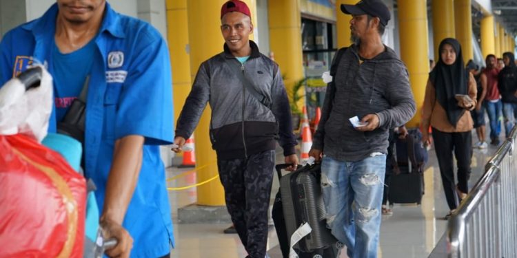 Pelindo Prediksi Arus Mudik Lebaran 2025 Naik 10 Persen