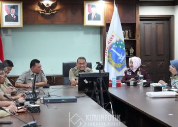 Kepala UKPD Pemkot Jakpus Dapat Piagam Penghargaan dari Fahira Idris