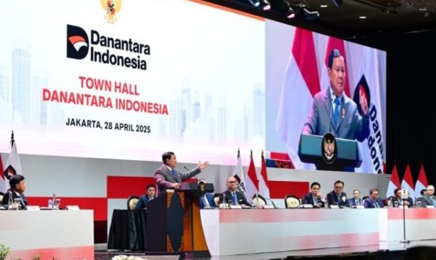 Presiden Prabowo Berikan Arahan kepada 1.500 Pimpinan BUMN dalam Acara Town Hall Danantara Indonesia