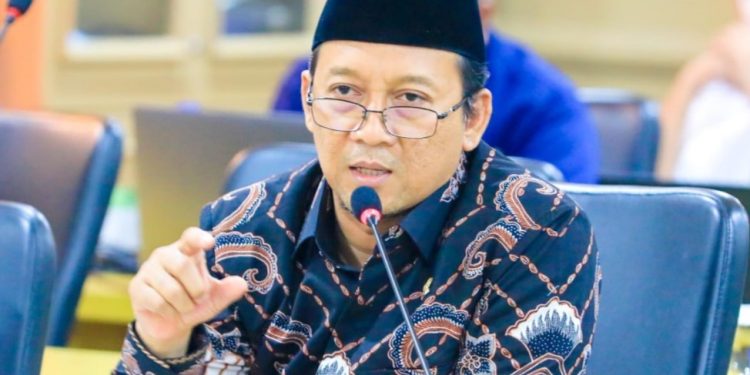 Ramai Wacana Vasektomi jadi Syarat Bansos, Anggota DPD RI ini Sebut Bertentangan dengan Nilai-Nilai Kemanusiaan dan Prinsip Keadilan Sosial