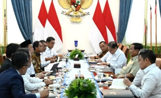 Rapat Terbatas di Istana, Presiden Prabowo Tekankan Percepatan Program Prioritas Nasional