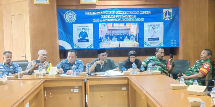 Kelurahan Krukut Gelar Sosialisasi dan Pembinaan Pedagang Lokasi Sementara